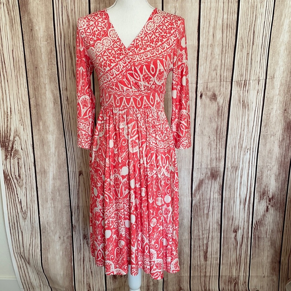 Tua Coral/White Lightweight Flowy Ocean Inspired Stretchy Cross Front Midi Dress